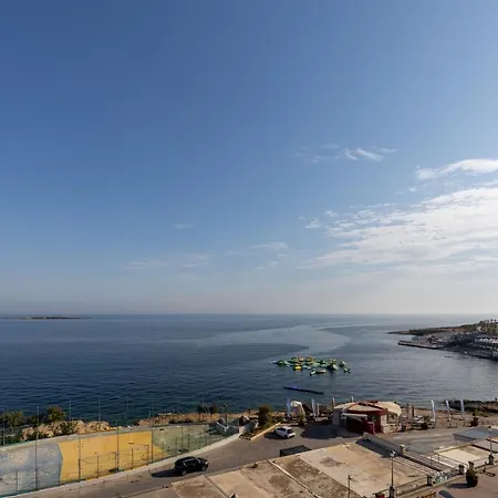 A Stylish Seaside * 圣保罗湾城