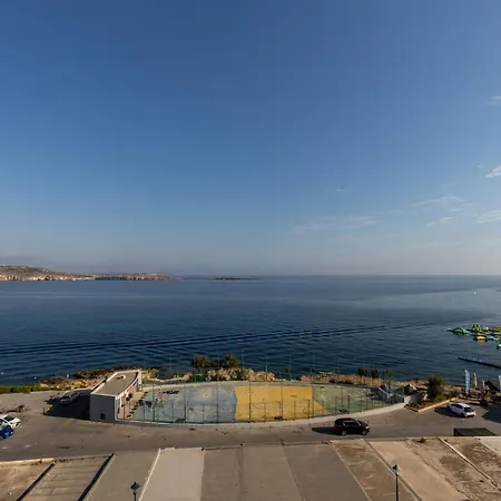 דירה A Stylish Seaside