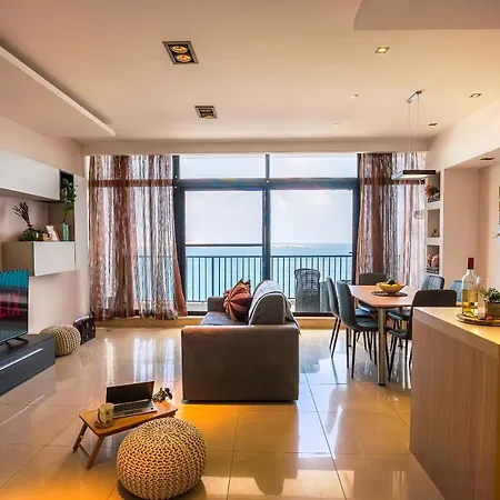 A Stylish Seaside *