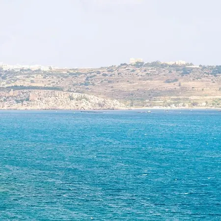 A Stylish Seaside דירה