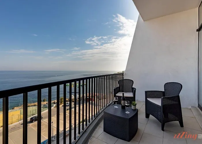 A Stylish Seaside St Paul's Bay