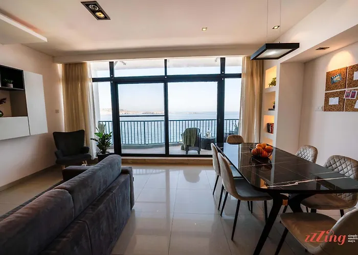 A Stylish Seaside St Paul's Bay